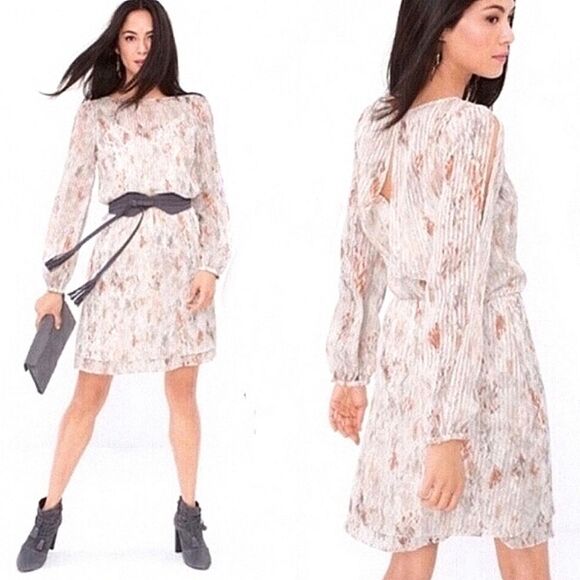 White House Black Market Dresses & Skirts - White House Black Market Long Sleeve Geo Boho Dress White Brown Sz 8 Shimmery